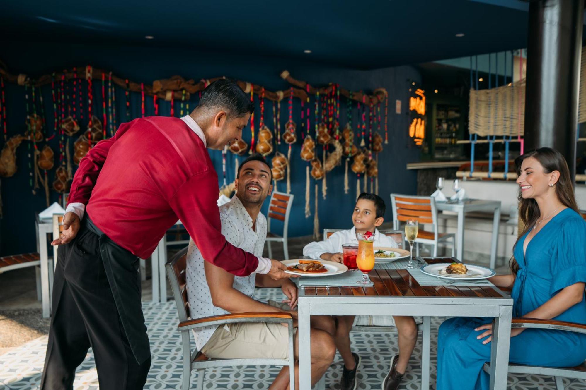 Wyndham Alltra Vallarta, All-Inclusive Resort นวยโวบาญาร์ตา ภายนอก รูปภาพ