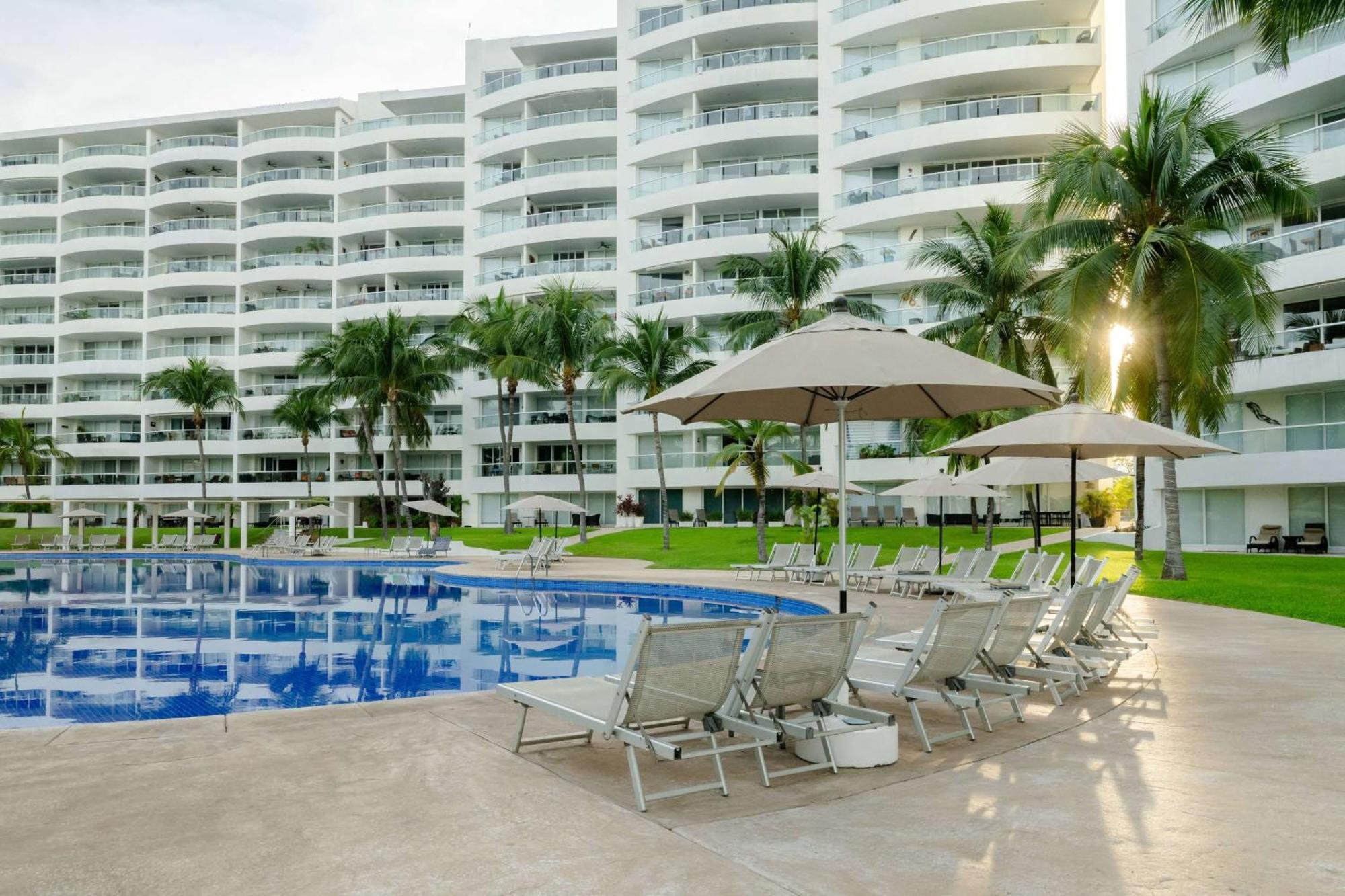 Wyndham Alltra Vallarta, All-Inclusive Resort นวยโวบาญาร์ตา ภายนอก รูปภาพ